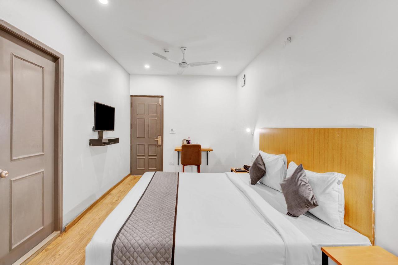 Upar Hotels Uthandi, Ecr Chennai Eksteriør bilde