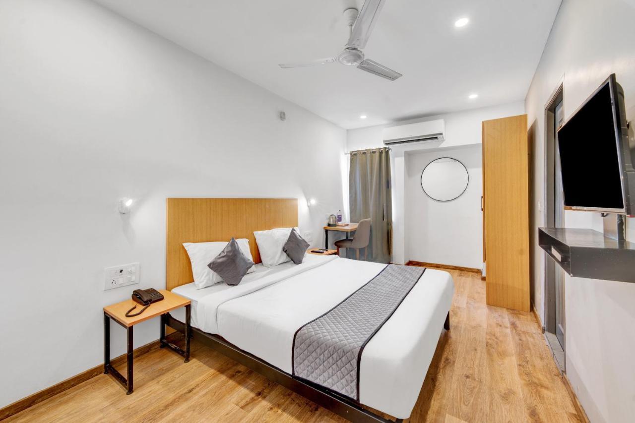 Upar Hotels Uthandi, Ecr Chennai Eksteriør bilde